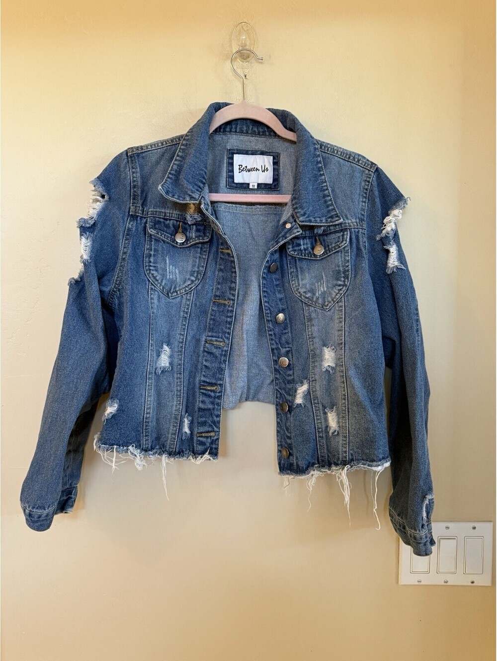 Between Us Cropped Destressed Jean Jacket Sz. 1X